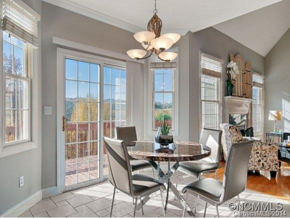 6 AMBER KNOLL COURT - Photo 8