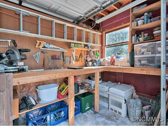 81 DOGWOOD GROVE - Photo 15