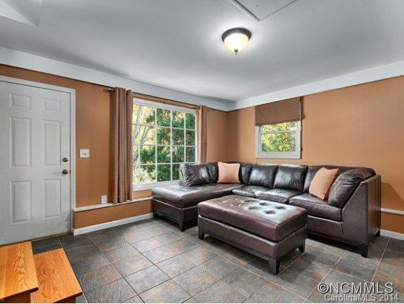 81 DOGWOOD GROVE - Photo 10