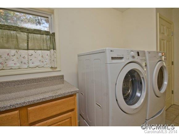 98 Whitaker Circle - Photo 13