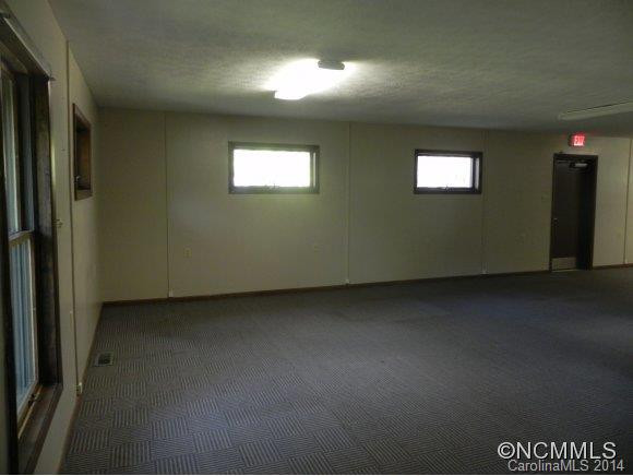 40 Johnson Drive - Photo 3