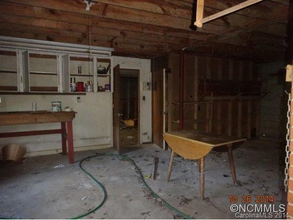 70 Allen Avenue - Photo 15
