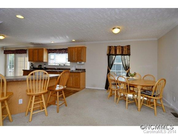 1064 Sharon Ridge Road - Photo 3