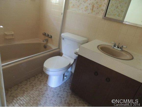 122 Vineyard Road - Photo 3