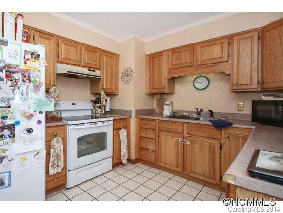 470 Beaverdam Road - Photo 5
