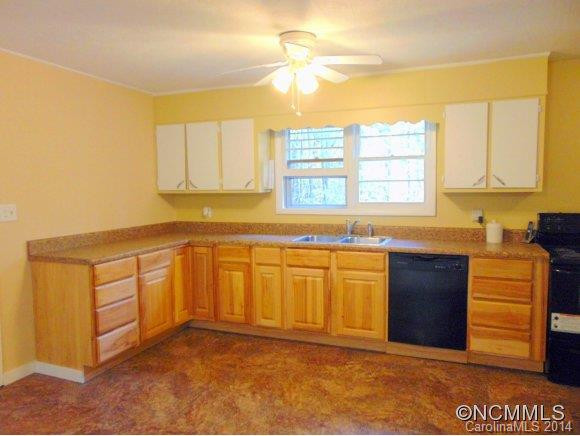 1331 Bee Tree Road - Photo 3