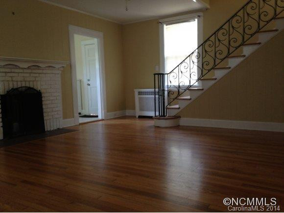 179 Edgewood Rd. - Photo 3