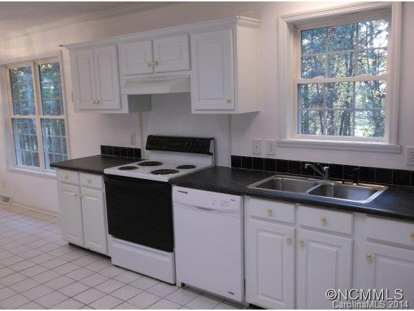 10 SUGARLOAF LANE - Photo 15