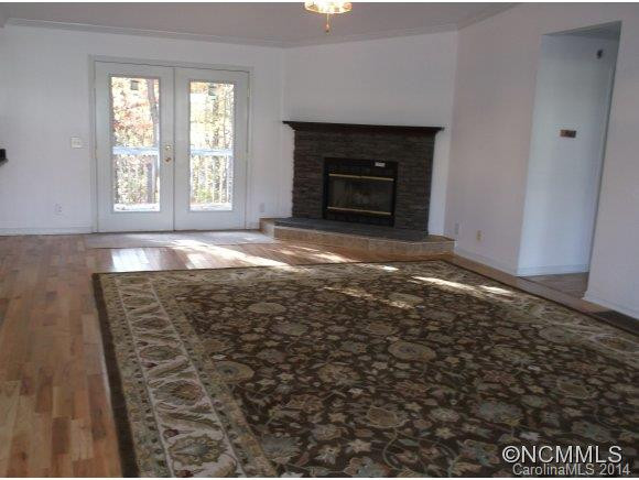 10 SUGARLOAF LANE - Photo 6