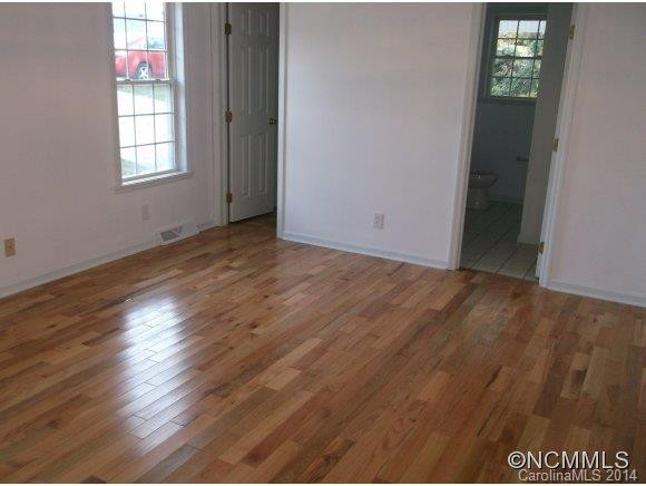 10 SUGARLOAF LANE - Photo 7