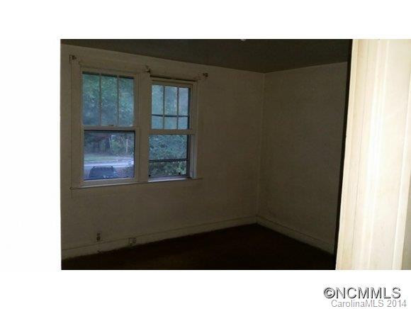 219 Gull Avenue - Photo 4