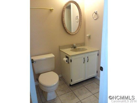 1751D Haywood Manor - Photo 13