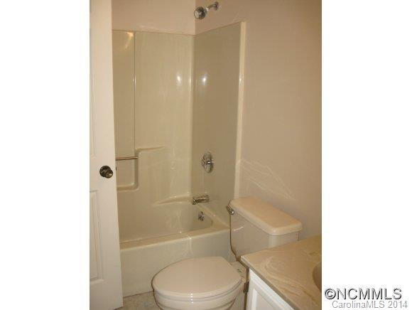 1751D Haywood Manor - Photo 14