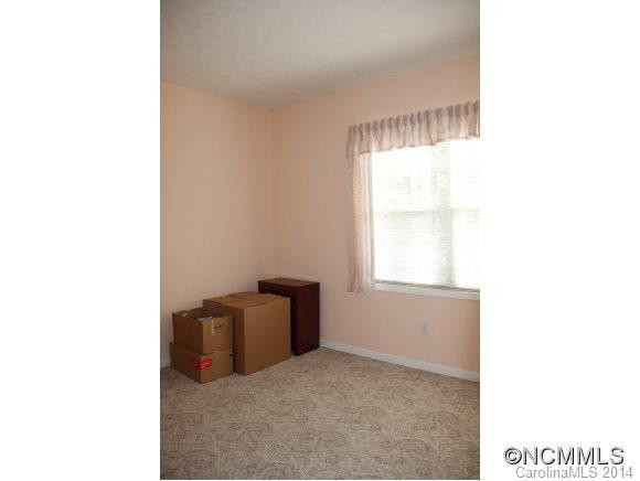 108 Sky View Lane - Photo 12