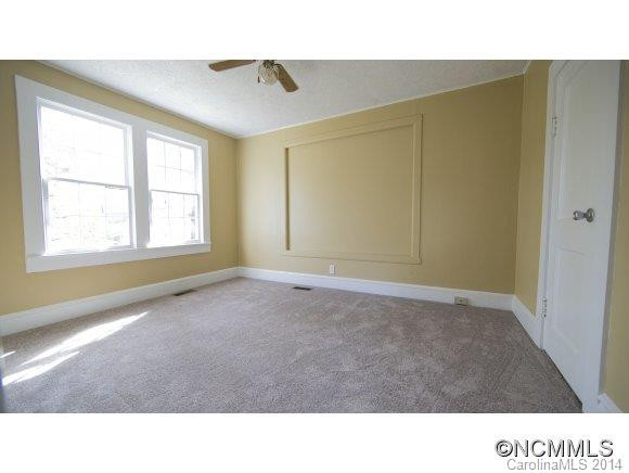 624 Maple Street - Photo 11
