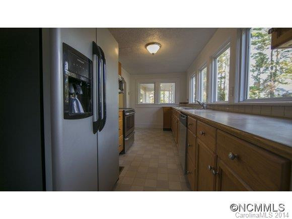 624 Maple Street - Photo 14