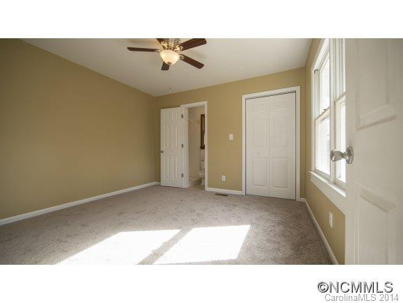624 Maple Street - Photo 9