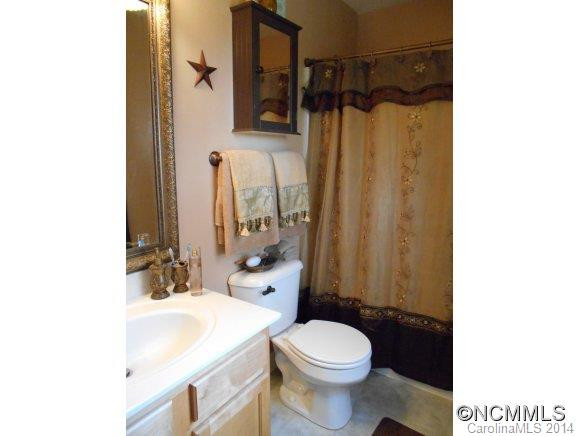 889 Center Street - Photo 15