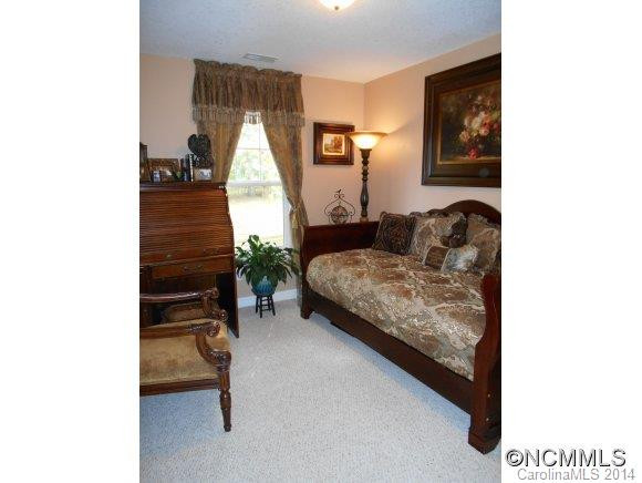 889 Center Street - Photo 16