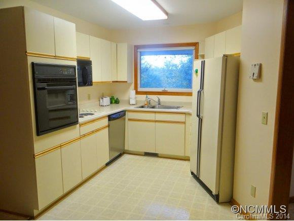 416 Canonero Drive - Photo 3