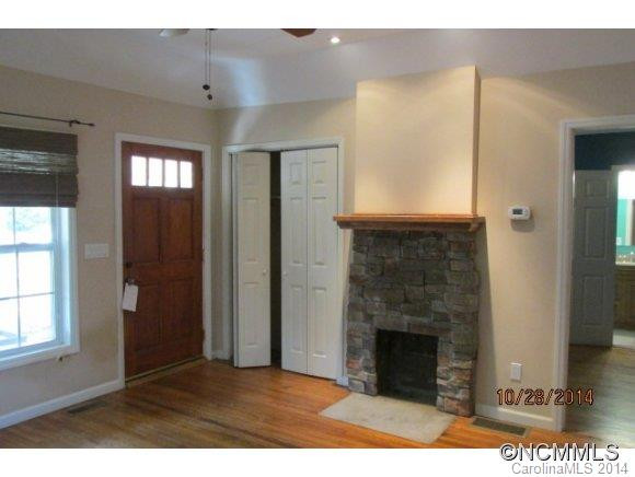 15 Townview Dr - Photo 2