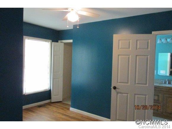 15 Townview Dr - Photo 6