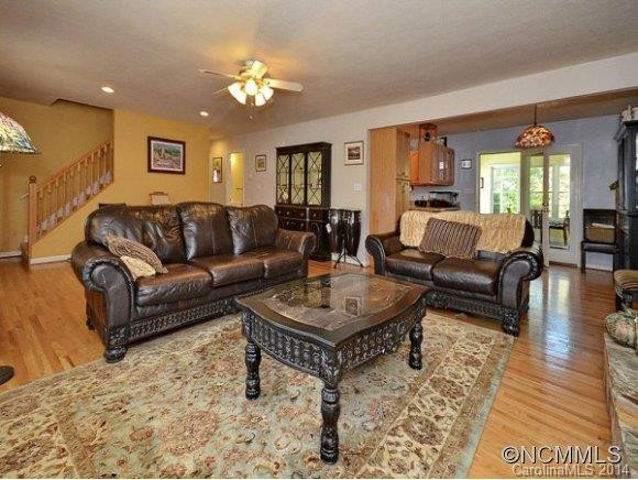 15 WILLOW KNOLLS - Photo 3