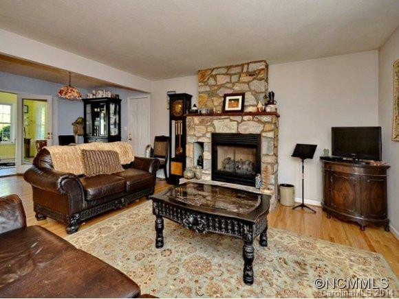 15 WILLOW KNOLLS - Photo 4