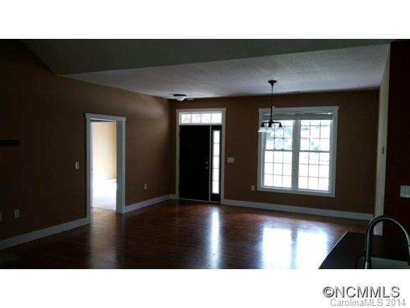 112 Charles Teague Drive - Photo 3