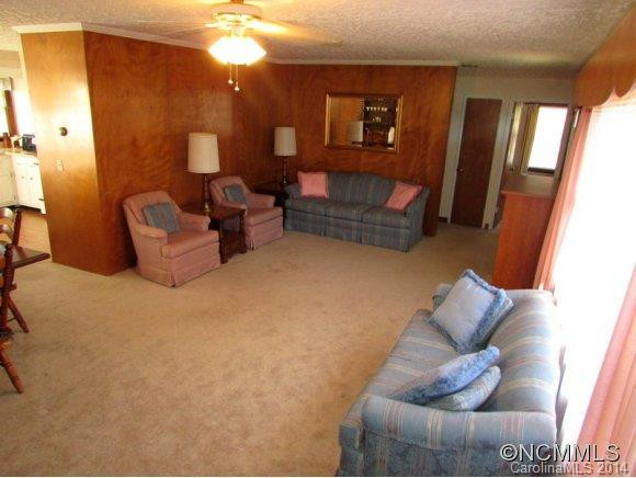 302 East Blue Ridge Road - Photo 3