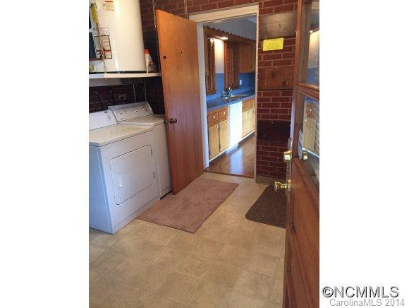 620 Enka Lake Road - Photo 20