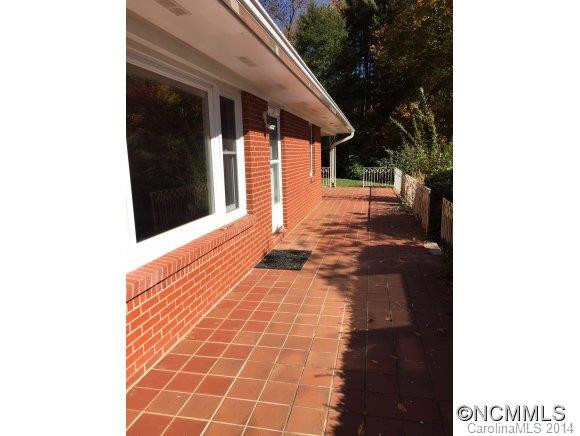 620 Enka Lake Road - Photo 5