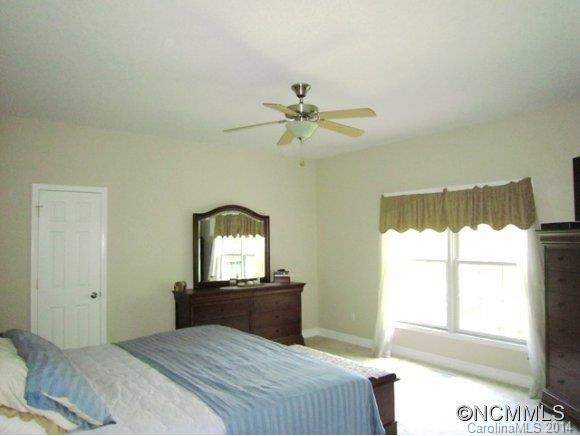 66 Azalea Drive - Photo 7