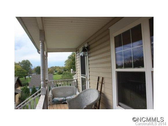 12 West Raleigh Road - Photo 2
