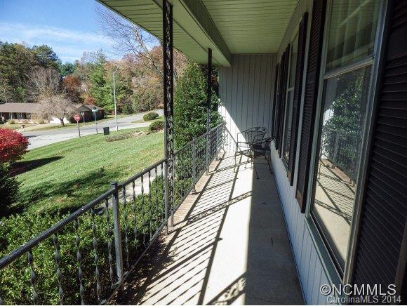 37 Braddock Way - Photo 4
