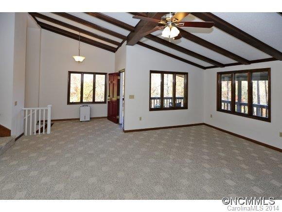 605 Country Club Drive - Photo 11