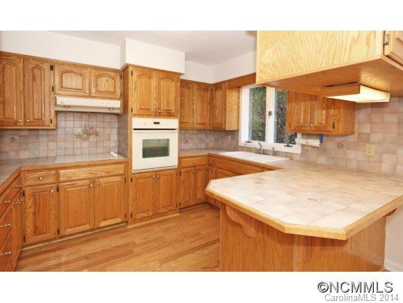 605 Country Club Drive - Photo 6
