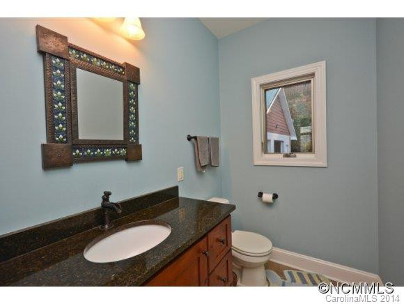 25 Janice Way - Photo 15