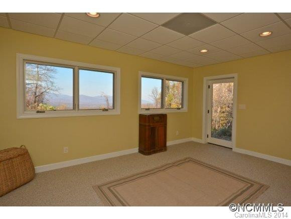 25 Janice Way - Photo 19