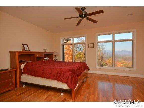25 Janice Way - Photo 10