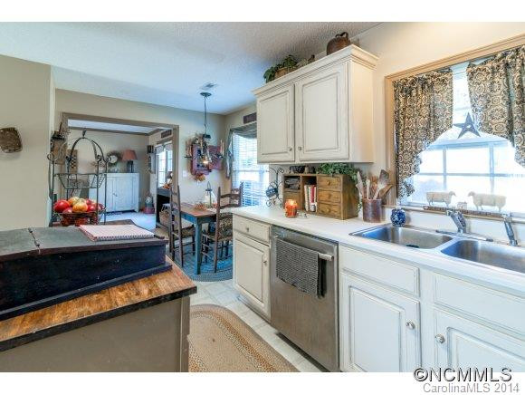 207 Meadow Pathway Drive - Photo 10