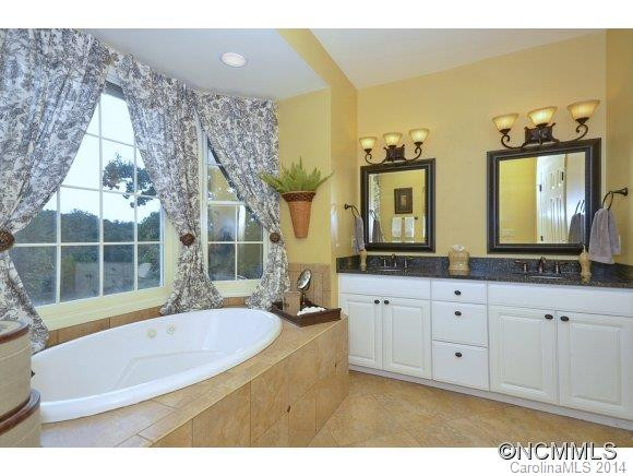 6075 Hunting Country Road - Photo 10