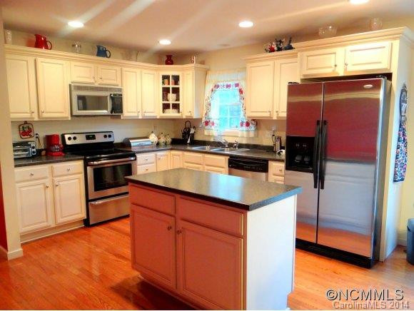 308 Jones Road - Photo 2