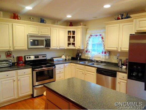 308 Jones Road - Photo 3
