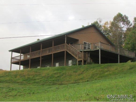 866 Bakers Creek Road