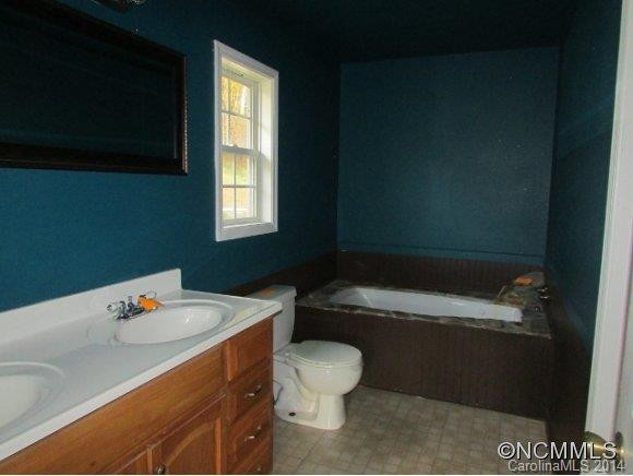 866 Bakers Creek Road - Photo 13