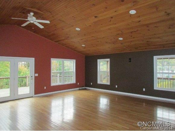 866 Bakers Creek Road - Photo 9