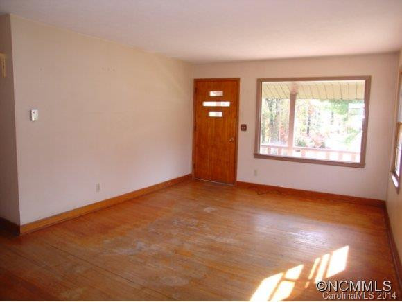 74 Selwyn Rd - Photo 2