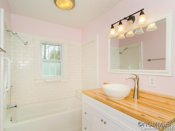 87 Oakwood Street - Photo 14