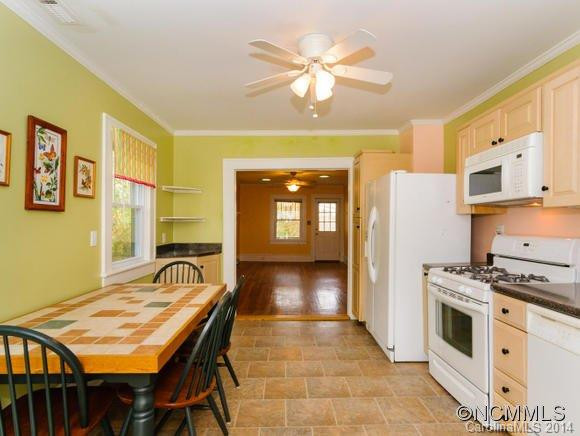87 Oakwood Street - Photo 10